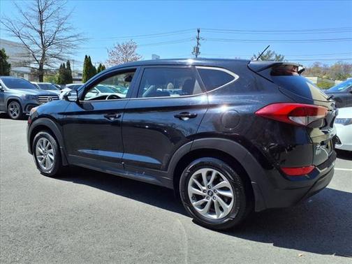 2018 Hyundai TUCSON SE
