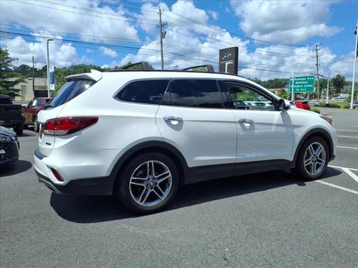 2018 Hyundai SANTA FE SE Ultimate