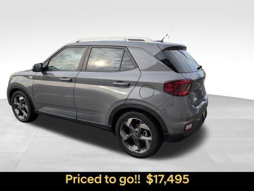 2023 Hyundai VENUE SEL