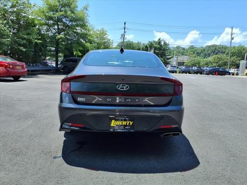 2022 Hyundai SONATA SEL