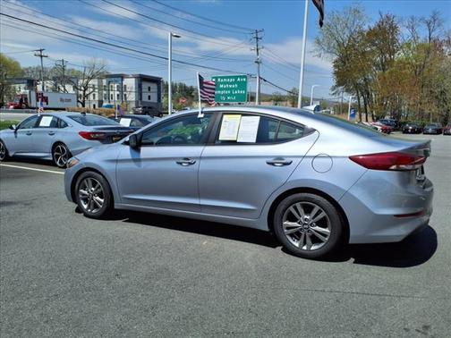 2017 Hyundai ELANTRA Value Edition