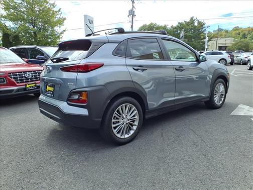 2021 Hyundai KONA SEL