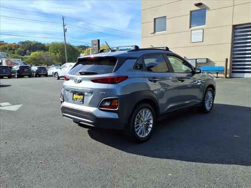 2021 Hyundai KONA SEL