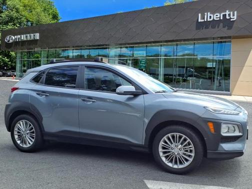 2021 Hyundai KONA SEL