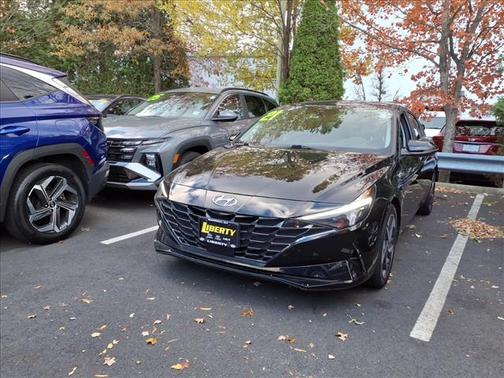 2021 Hyundai ELANTRA Limited