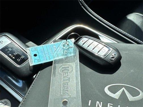 2024 INFINITI QX60 Luxe