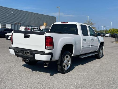 2013 GMC Sierra 2500 Denali
