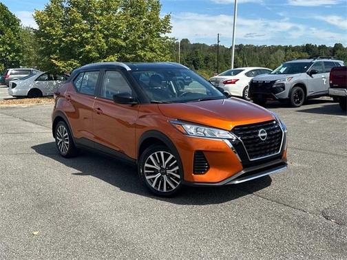 2023 Nissan Kicks SV