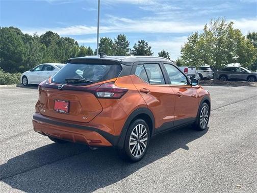 2023 Nissan Kicks SV