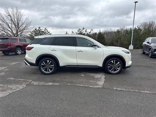 2024 INFINITI QX60 Luxe