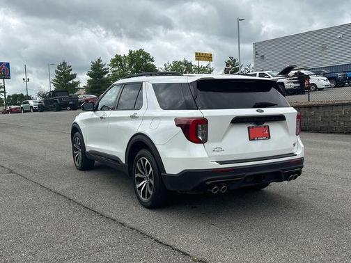 White Metallic 2021 Ford Explorer ST