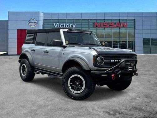 Silver Metallic 2021 Ford Bronco Black Diamond