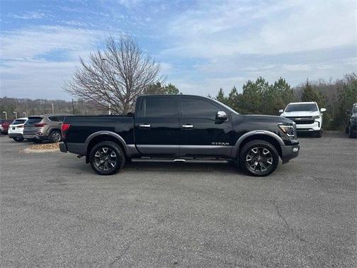 2021 Nissan Titan Platinum Reserve