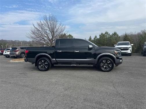 2021 Nissan Titan Platinum Reserve