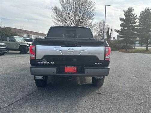 2021 Nissan Titan Platinum Reserve
