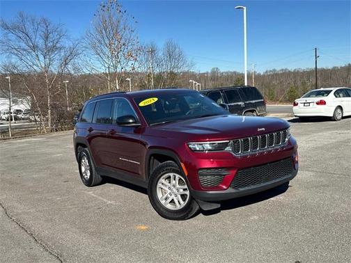 2024 Jeep Grand Cherokee Laredo