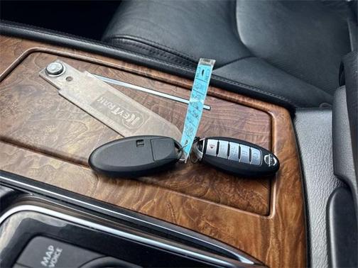 2022 Nissan Armada SL