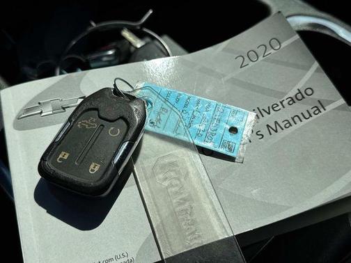 2020 Chevrolet Silverado 1500 RST