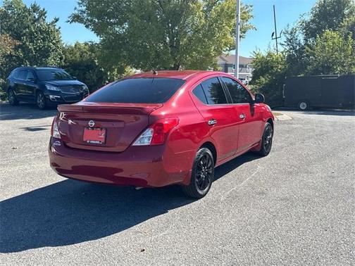 2014 Nissan Versa 1.6 SV