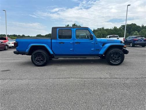 2023 Jeep Gladiator Sport