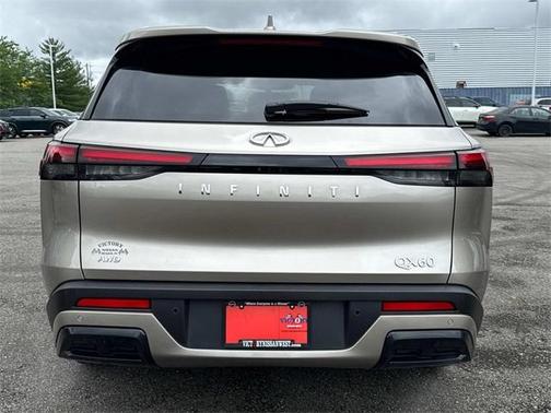 2025 INFINITI QX60 Luxe