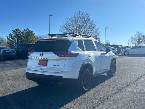 2025 Nissan Rogue Rock Creek