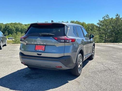 Gun Metallic 2023 Nissan Rogue S