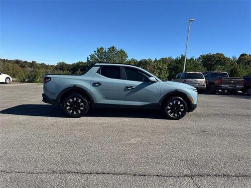 2025 Hyundai SANTA CRUZ SEL Activity
