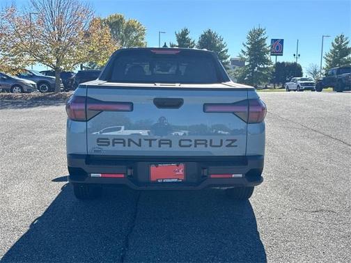 2025 Hyundai SANTA CRUZ SEL Activity