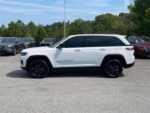 2023 Jeep Grand Cherokee Altitude