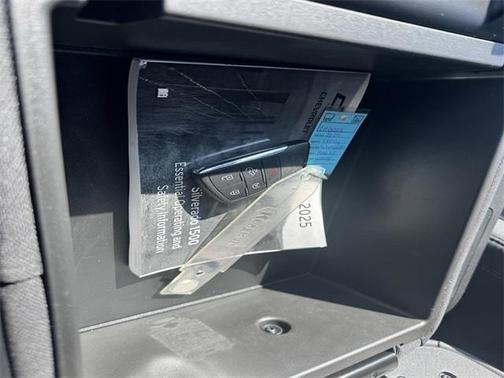 2025 Chevrolet Silverado 1500 LT