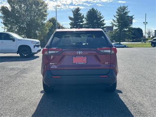 2024 Toyota RAV4 LE