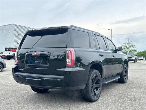 2019 GMC Yukon SLT