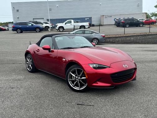 Soul Red Crystal Metallic 2023 Mazda MX-5 Miata Grand Touring