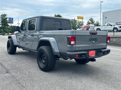 2021 Jeep Gladiator Sport