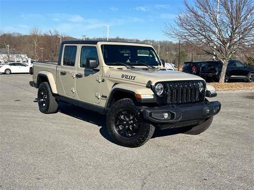 2022 Jeep Gladiator Sport