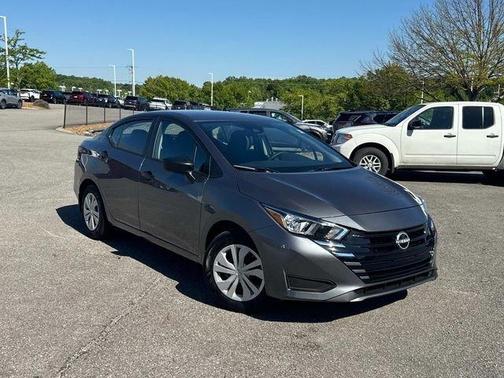 Gun Metallic 2024 Nissan Versa S