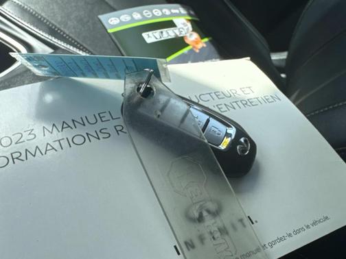 2023 INFINITI QX60 Pure