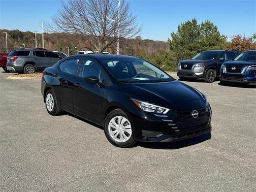 2025 Nissan Versa S