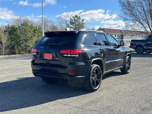 2019 Jeep Grand Cherokee Laredo