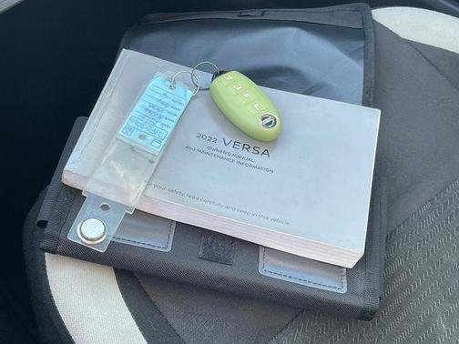 2022 Nissan Versa 1.6 SV