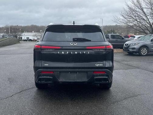 2024 INFINITI QX60 Luxe