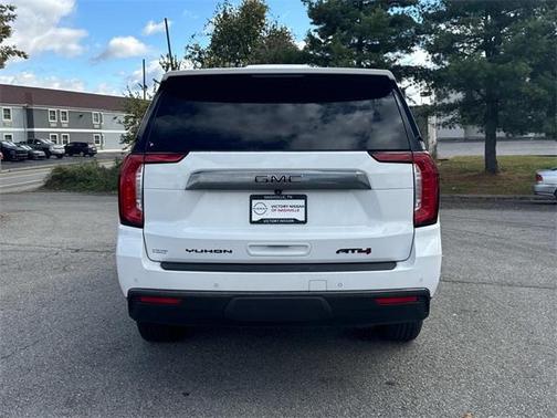 2021 GMC Yukon XL AT4