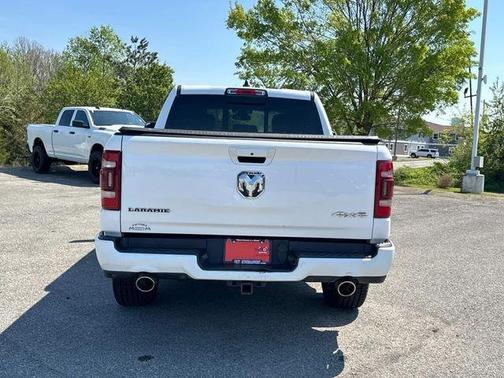 Bright White Clearcoat 2020 RAM 1500 Laramie