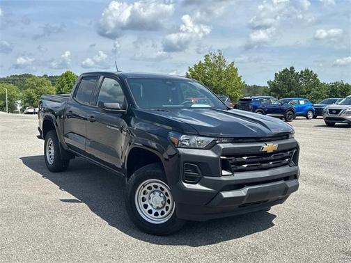 2024 Chevrolet Colorado WT