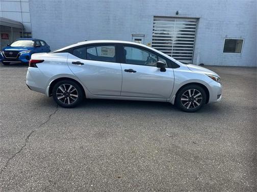 2025 Nissan Versa S