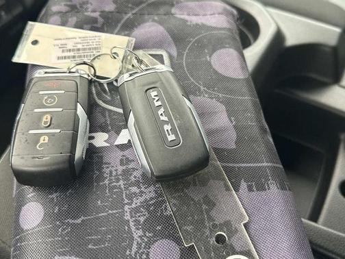 Granite Crystal Clearcoat Metallic 2022 RAM 1500 Big Horn