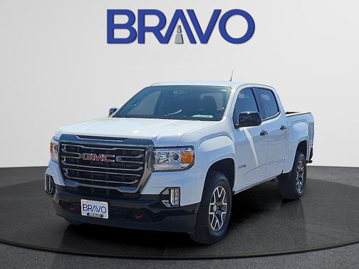 Summit White 2022 GMC Canyon AT4 w/Cloth