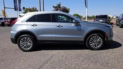 2024 Cadillac XT4 Premium Luxury