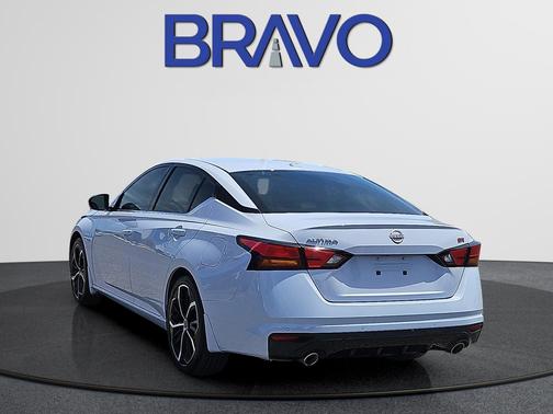 Gray Sky Pearl 2024 Nissan Altima 2.5 SR